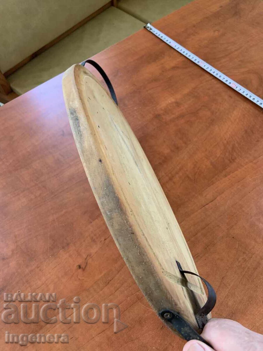 Livrarea SCÂNDURĂ PENTRU FRIGĂRUI, COTLETE ȘI SLĂNINĂ