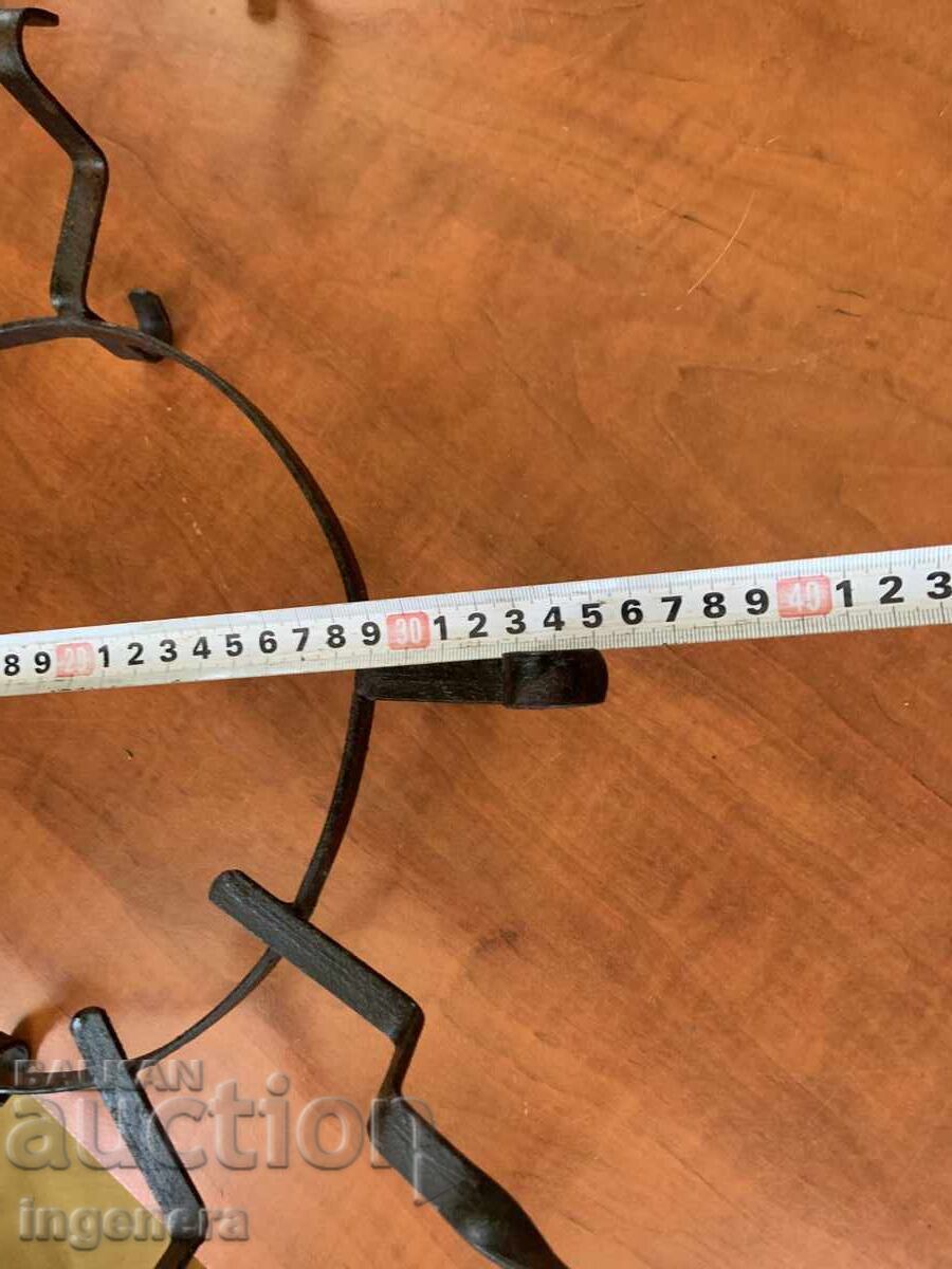 Auction  Griddle Pan Delivery for a "Sach" - 2 Pieces