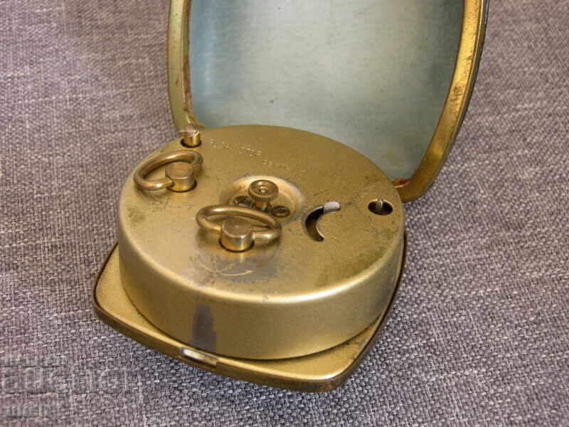 Παλιό γερμανικό ξυπνητήρι Jerger με τιμή 6.00 BGN | € 3.07