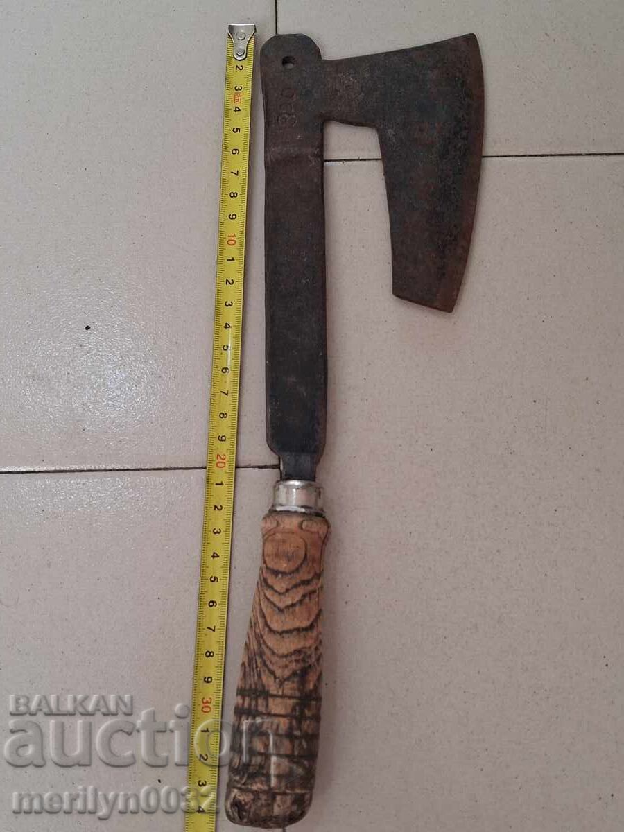 Παλιό τσεκούρι, τσεκουράκι, εργαλείο, σφυρήλατο σίδερο, τσεκούρι με τιμή 47.00 BGN | € 24.03
