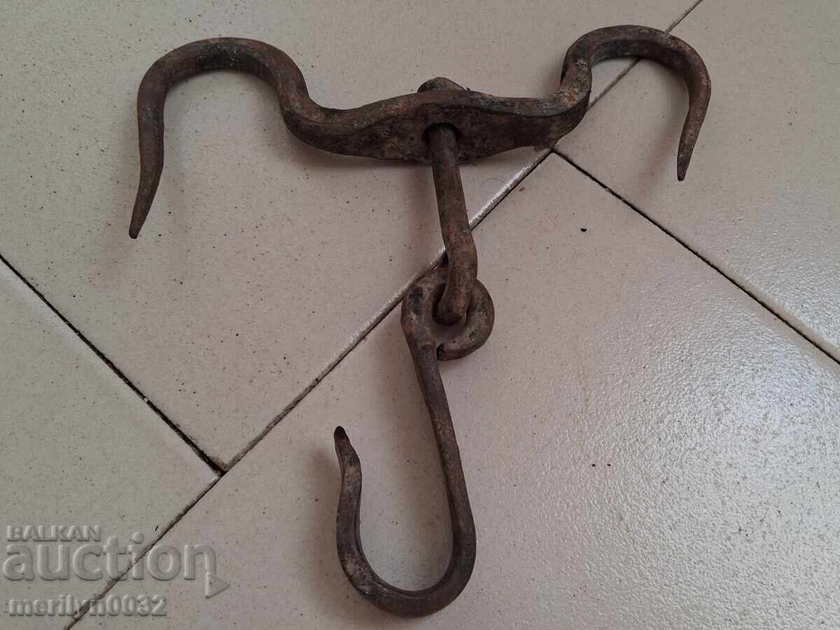 Αρχαία σφυρήλατη γάντζος για κρέμασμα διπλό γάντζο με τιμή 44.00 BGN | € 22.50