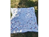 Τραπεζομάντηλο κεντήματος