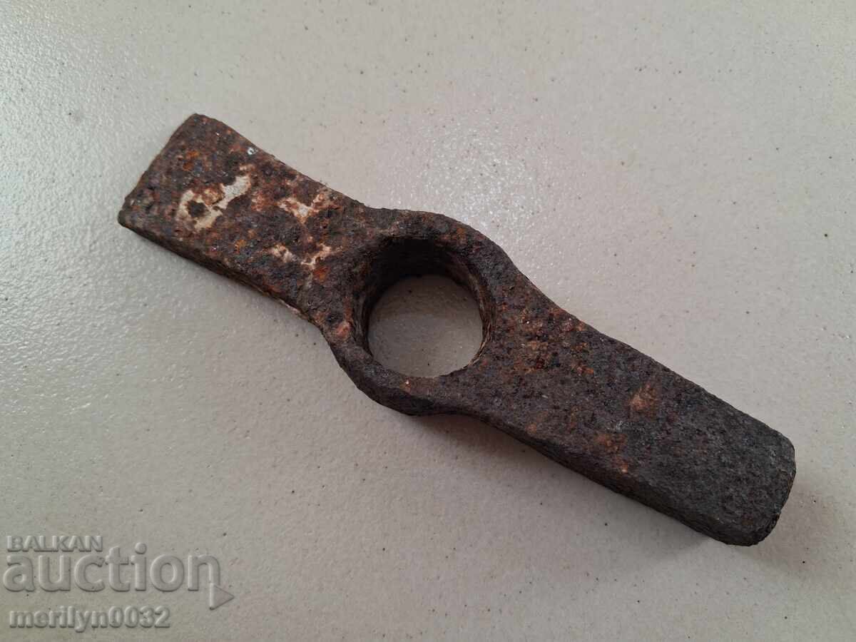 Σφυρήλατο σίδερο με λεπίδα εργαλείων σφυριού Βούλγαρου ξυλουργού με τιμή 33.00 BGN | € 16.87