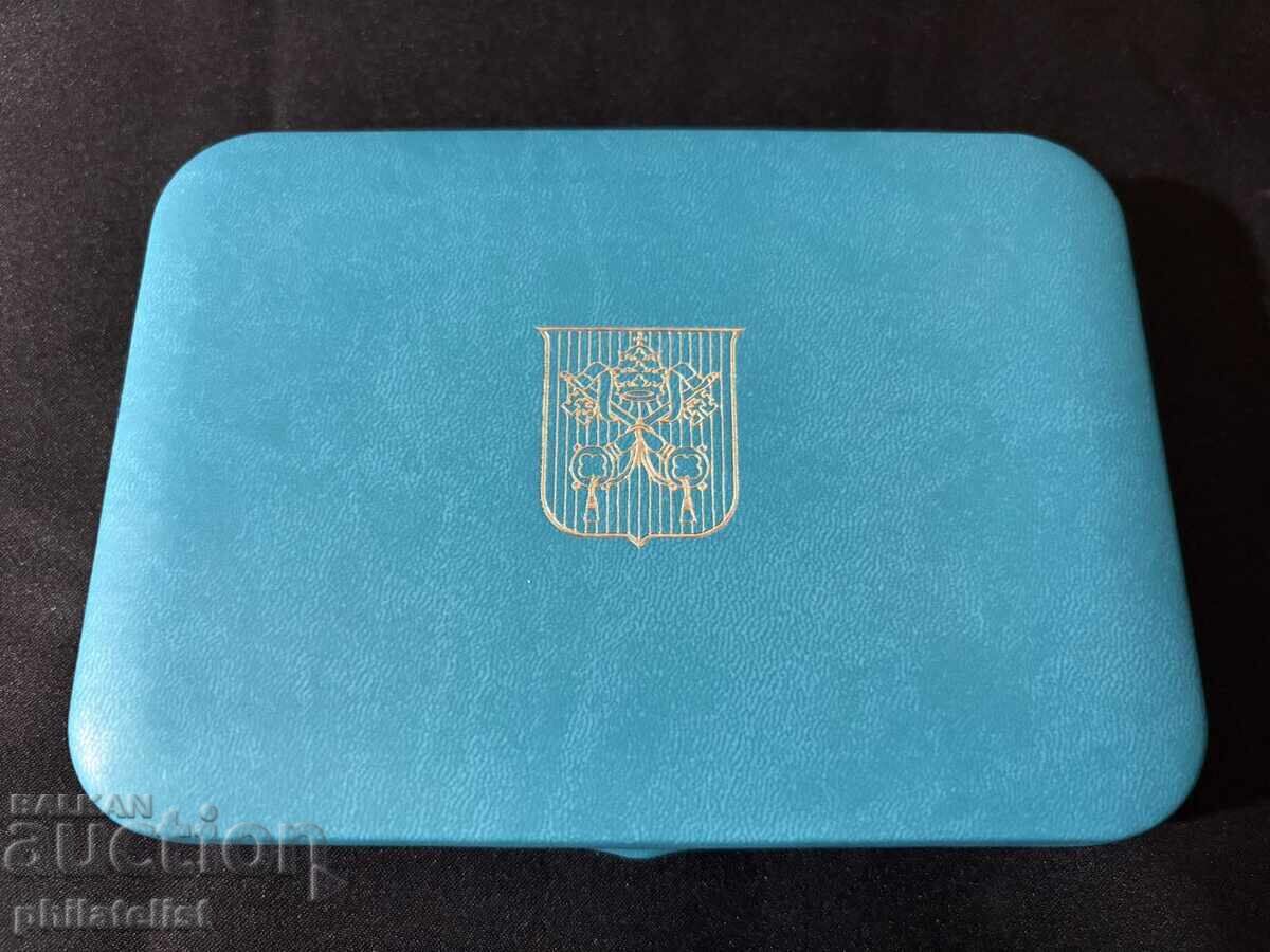 Аукцион Ватикана PROOF 2019 г. - комплектен сет + 20 евро монета