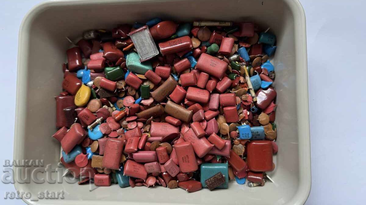 Електронна скрап, кондензатори Електронна скрап, кондензатори