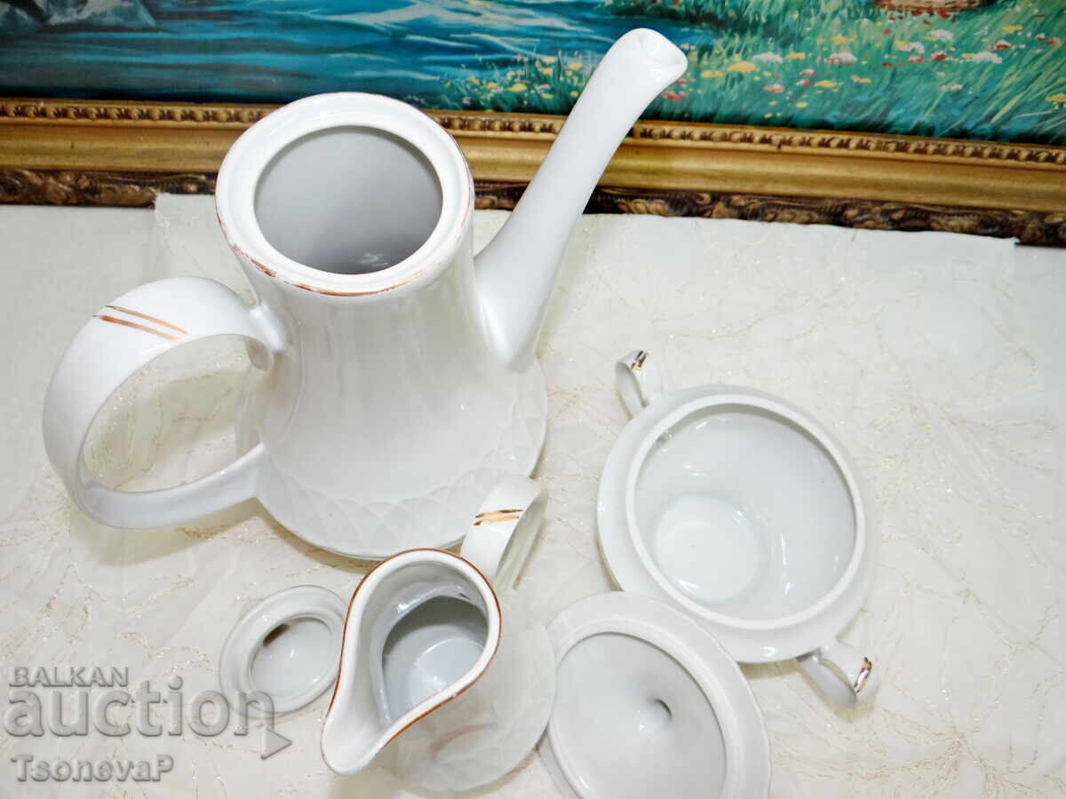 Трио порцеланови бели съдове на "Изида" - 6 Трио порцеланови бели съдове на "Изида" - 6