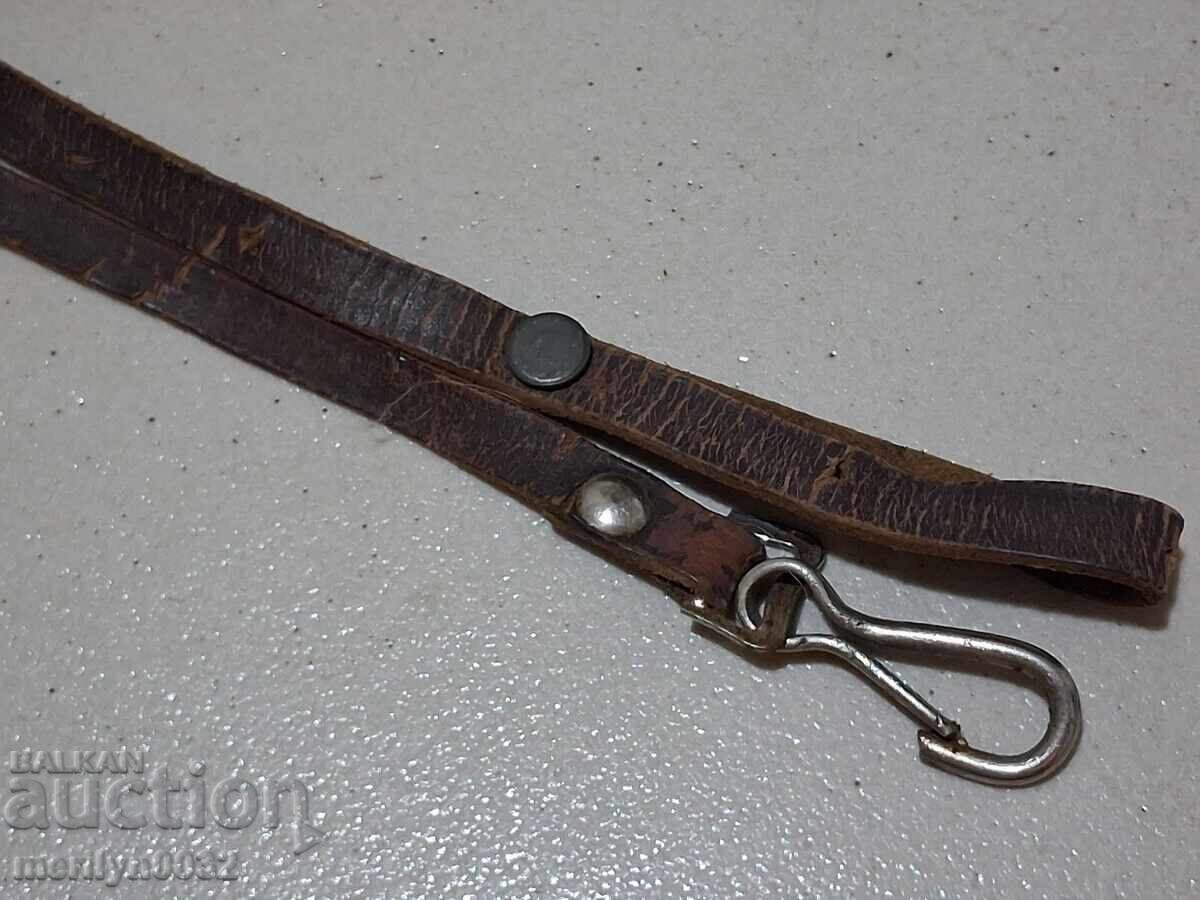 Кожена ремъчка с карабина за колан МНО револвер, пистолет с цена 49.90 лв. | € 25.51