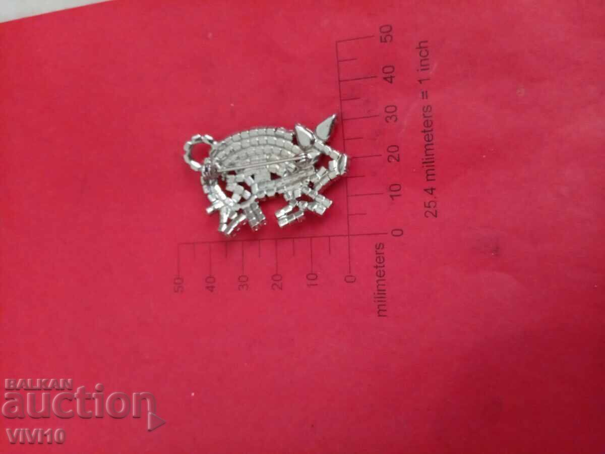 Αντίκα καρφίτσα με πέτρες με τιμή 20.00 BGN | € 10.23