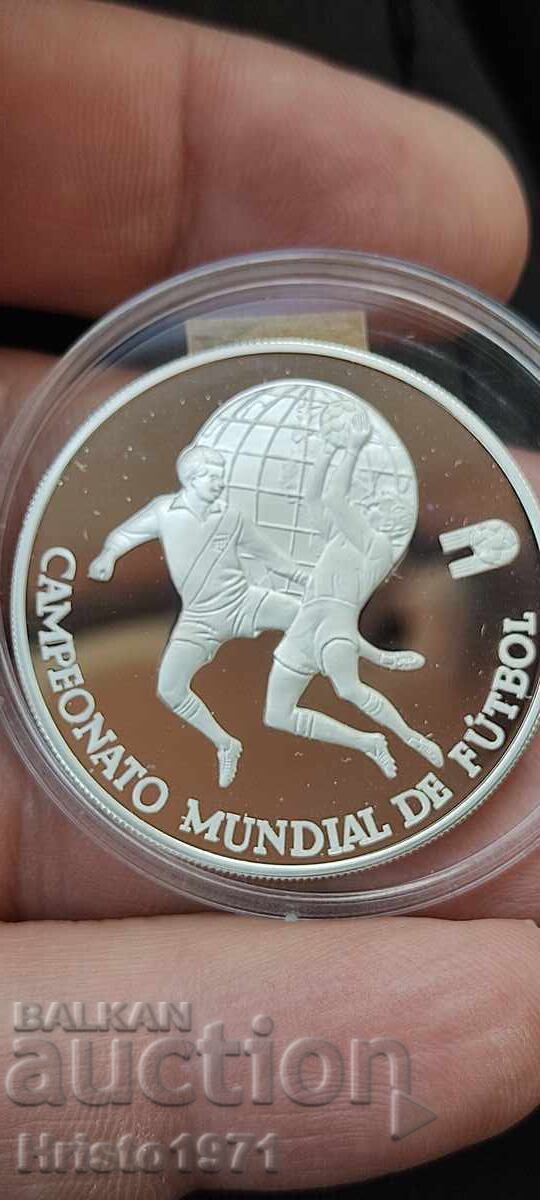 5000 Soles 1982 Peru with price 90.00 BGN | € 46.02