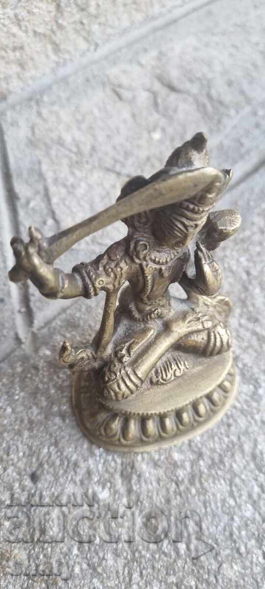 Auction  Bronze sculpture. Figure