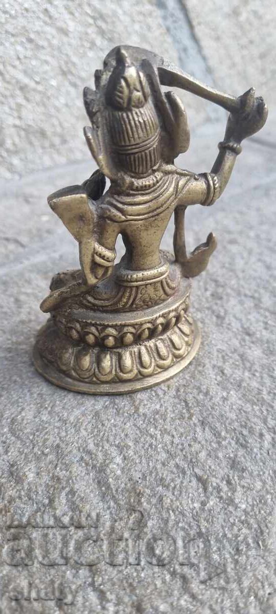 Delivery of Bronze sculpture. Figure