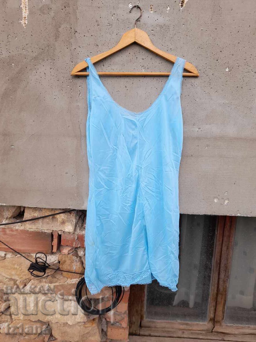 Delivery of Old women's overalls