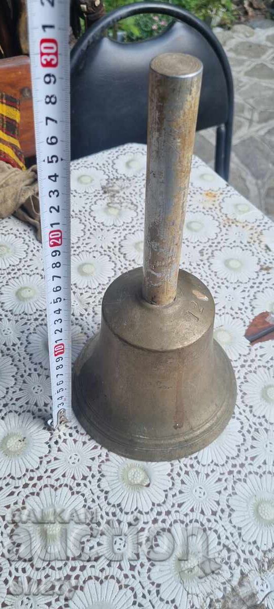 Голяма бронзова камбана