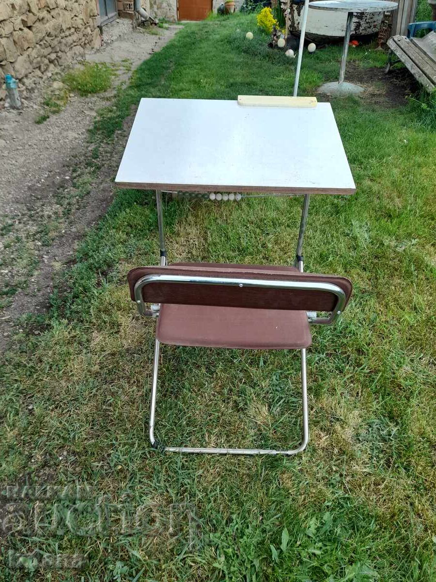 Стар ученически чин,бюро Чавдарче - 5 Стар ученически чин,бюро Чавдарче - 5