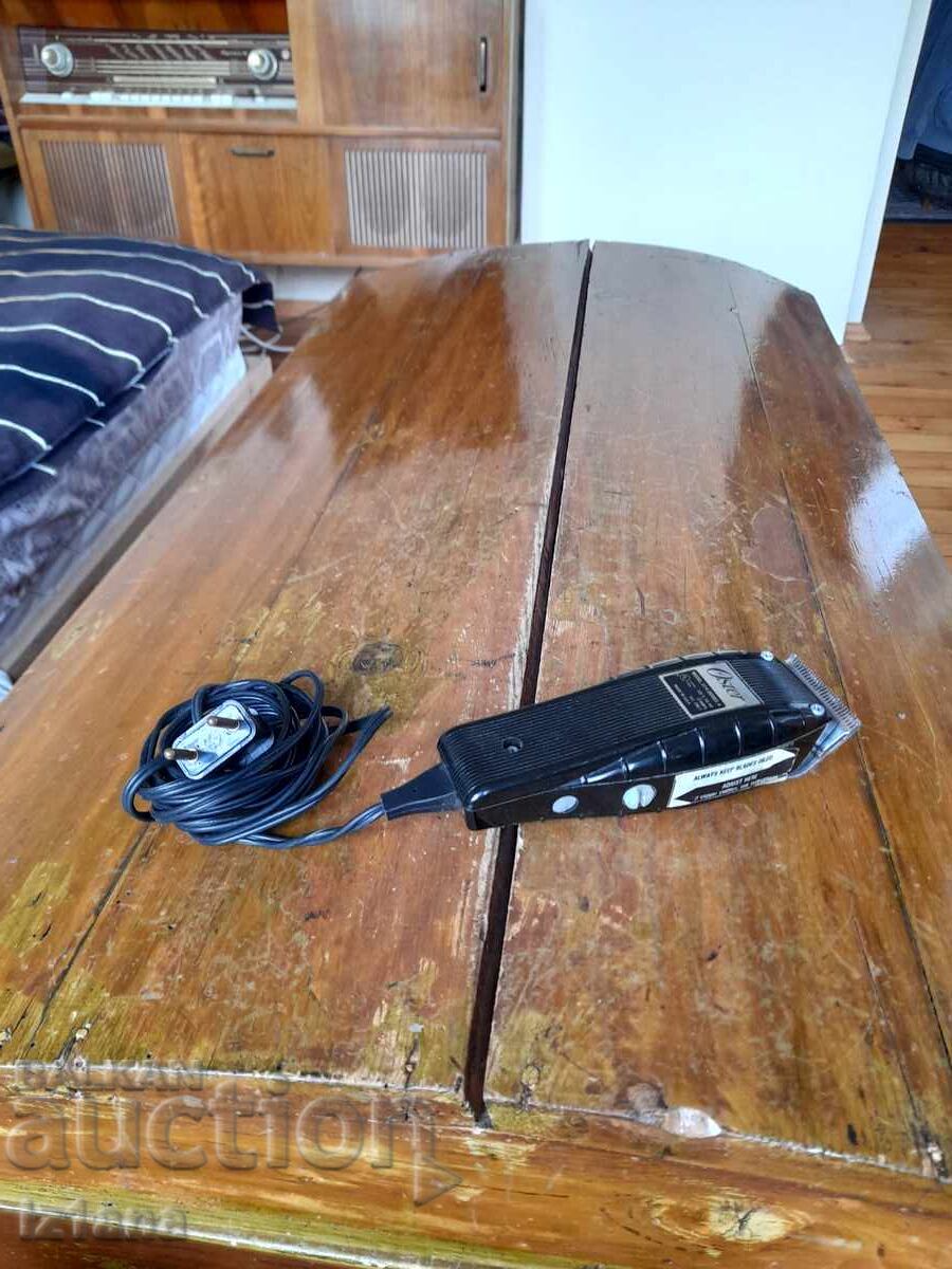 Veche mașină de tuns Oster