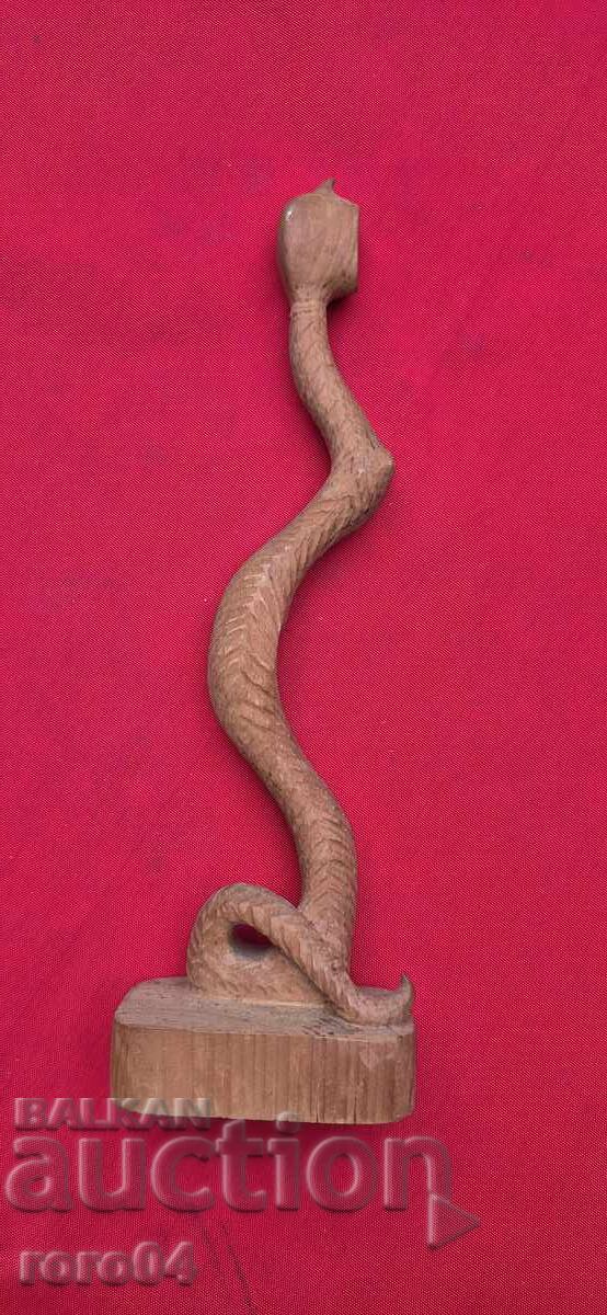 ΠΑΛΑΙΟ ΒΟΥΛΓΑΡΙΚΟ ΞΥΛΙΝΟ ΓΛΥΠΤΟ με τιμή 77.00 BGN | € 39.37