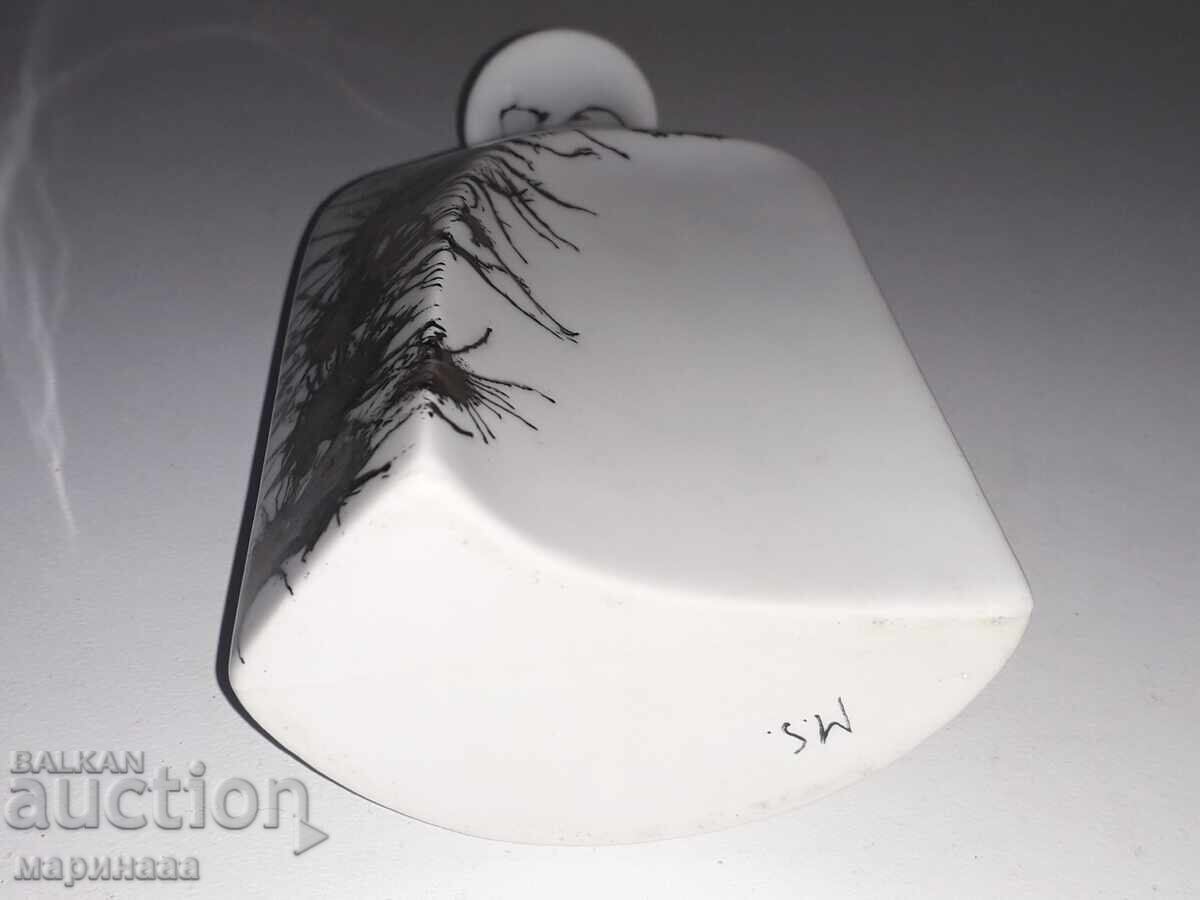 ΑΥΘΕΝΤΙΚΟ ΒΑΖΟ. ΠΟΡΣΕΛΑΝΗ με τιμή 4.00 BGN | € 2.05