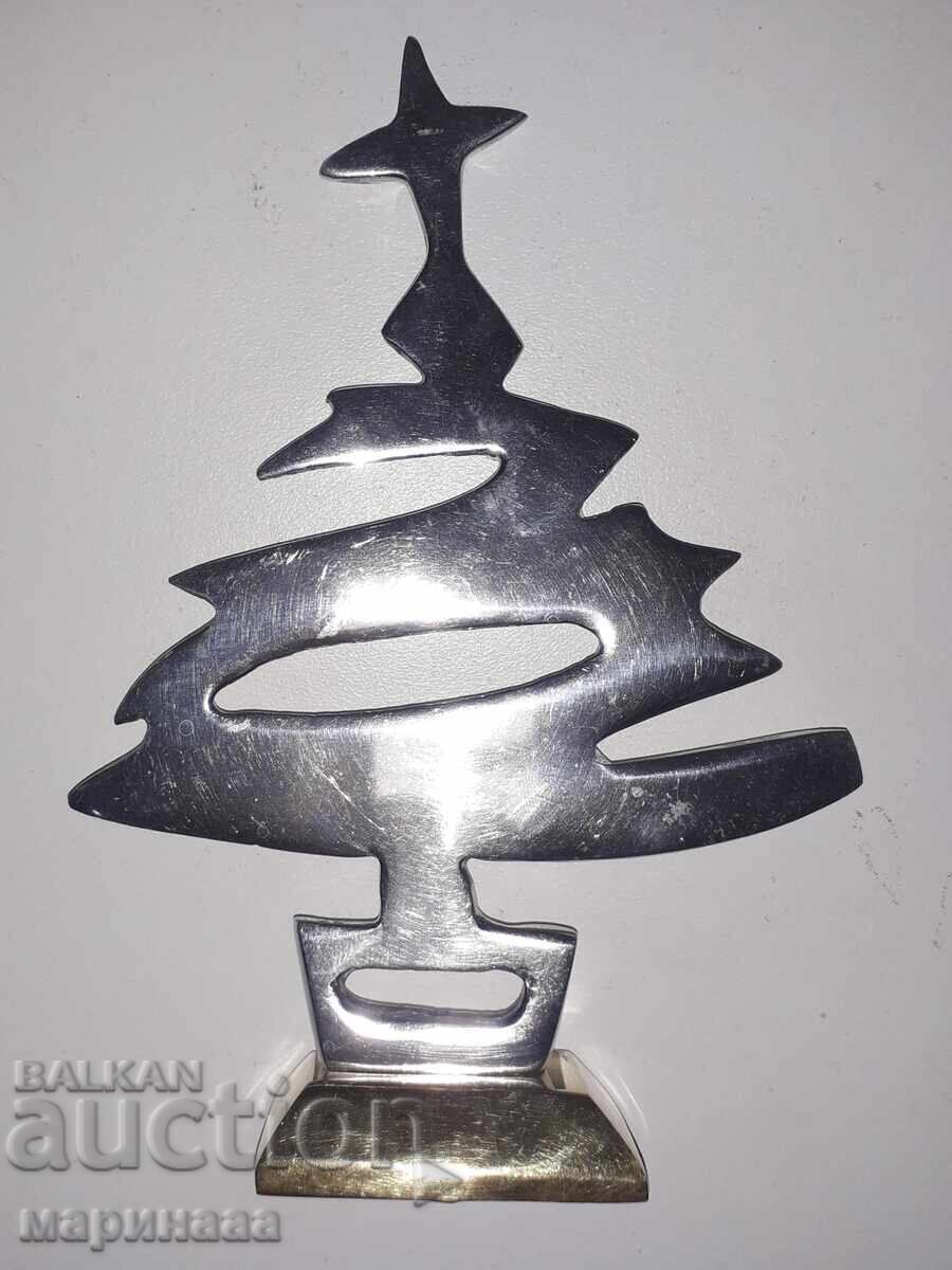 МАСИВНА ФИГУРА. МЕСИНГ, АЛУМИНИЙ с цена 7.00 лв. | € 3.58 МАСИВНА ФИГУРА. МЕСИНГ, АЛУМИНИЙ с цена 7.00 лв. | € 3.58