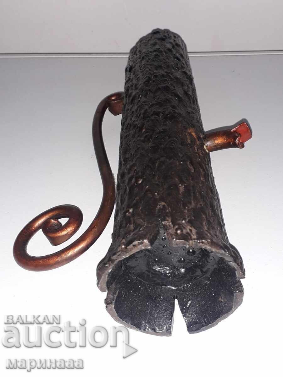 Delivery of AUTHOR'S CAN. WATERING CAN. METAL, COPPER