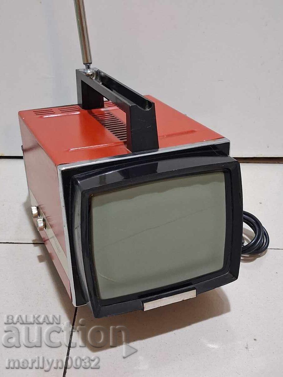 Portable TV set USSR with price 98.00 BGN | € 50.11 Portable TV set USSR with price 98.00 BGN | € 50.11