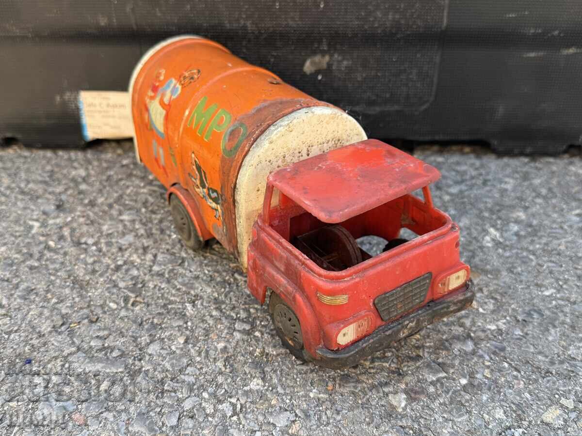 Auction  Old metal toy model garbage truck