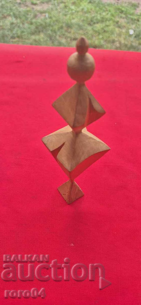 Δημοπρασία ΠΑΛΑΙΟ ΒΟΥΛΓΑΡΙΚΟ ΞΥΛΙΝΟ ΓΛΥΠΤΟ