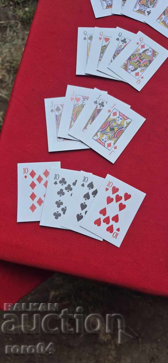 Auction  PLAYING CARDS - MINIONS - EXCELLENT