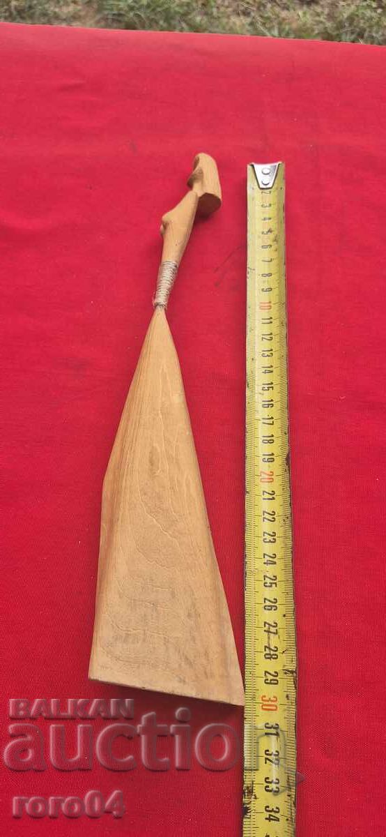 Livrarea SCULPTURĂ VECHE DIN LEMN BULGĂREASCĂ Livrarea SCULPTURĂ VECHE DIN LEMN BULGĂREASCĂ