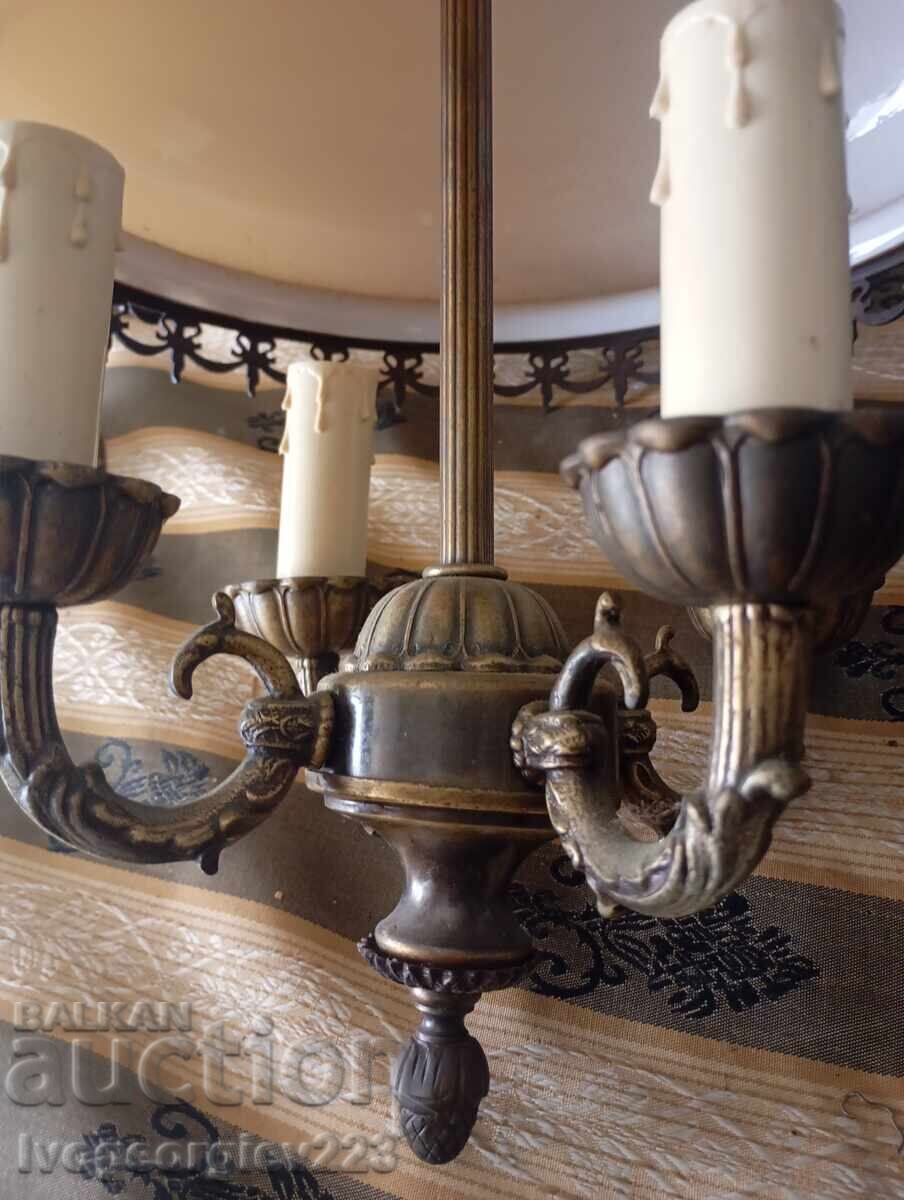 Πολυέλαιος σε στυλ Αμπίρ με τιμή 140.00 BGN | € 71.58