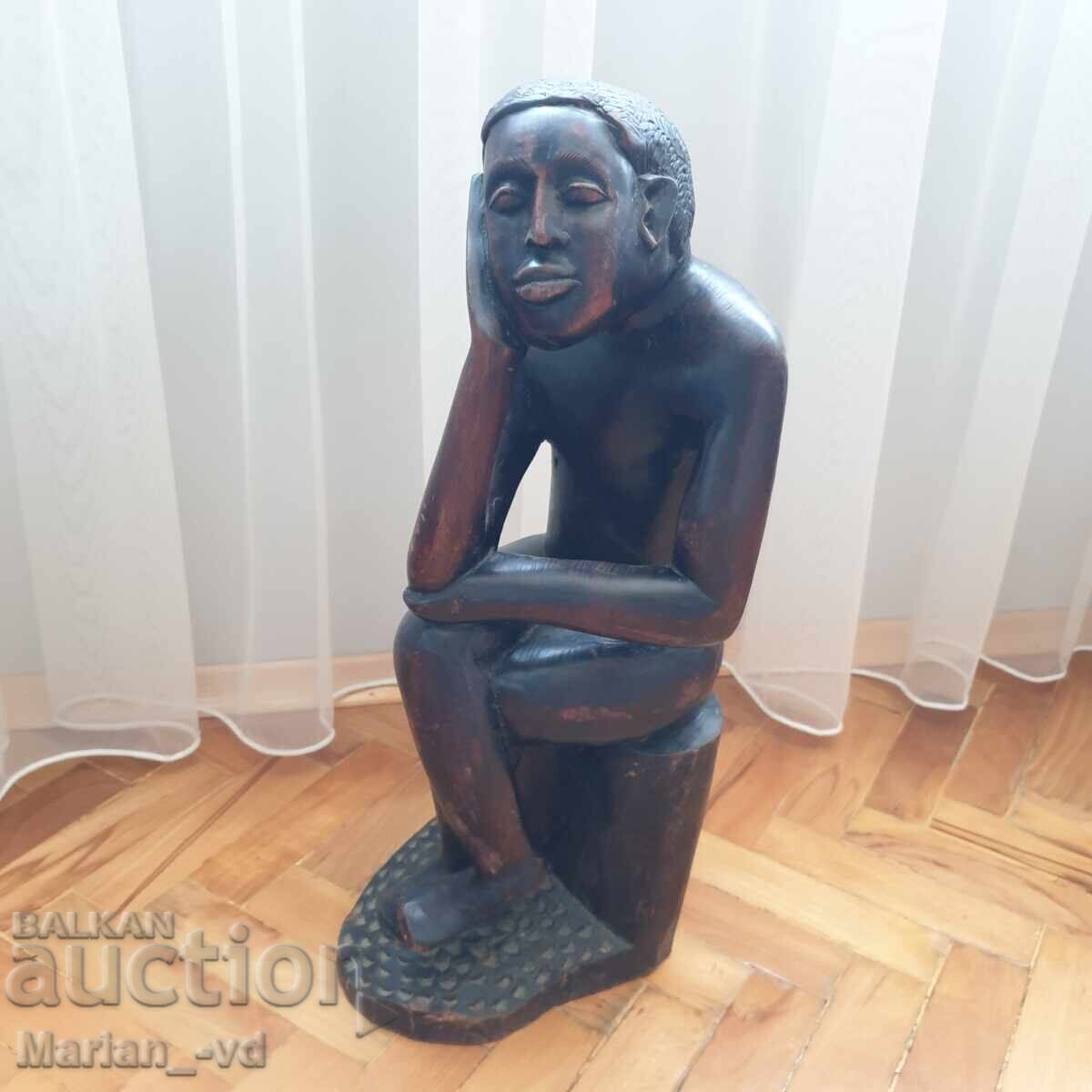 Масивна абаносова фигура от цяло дърво