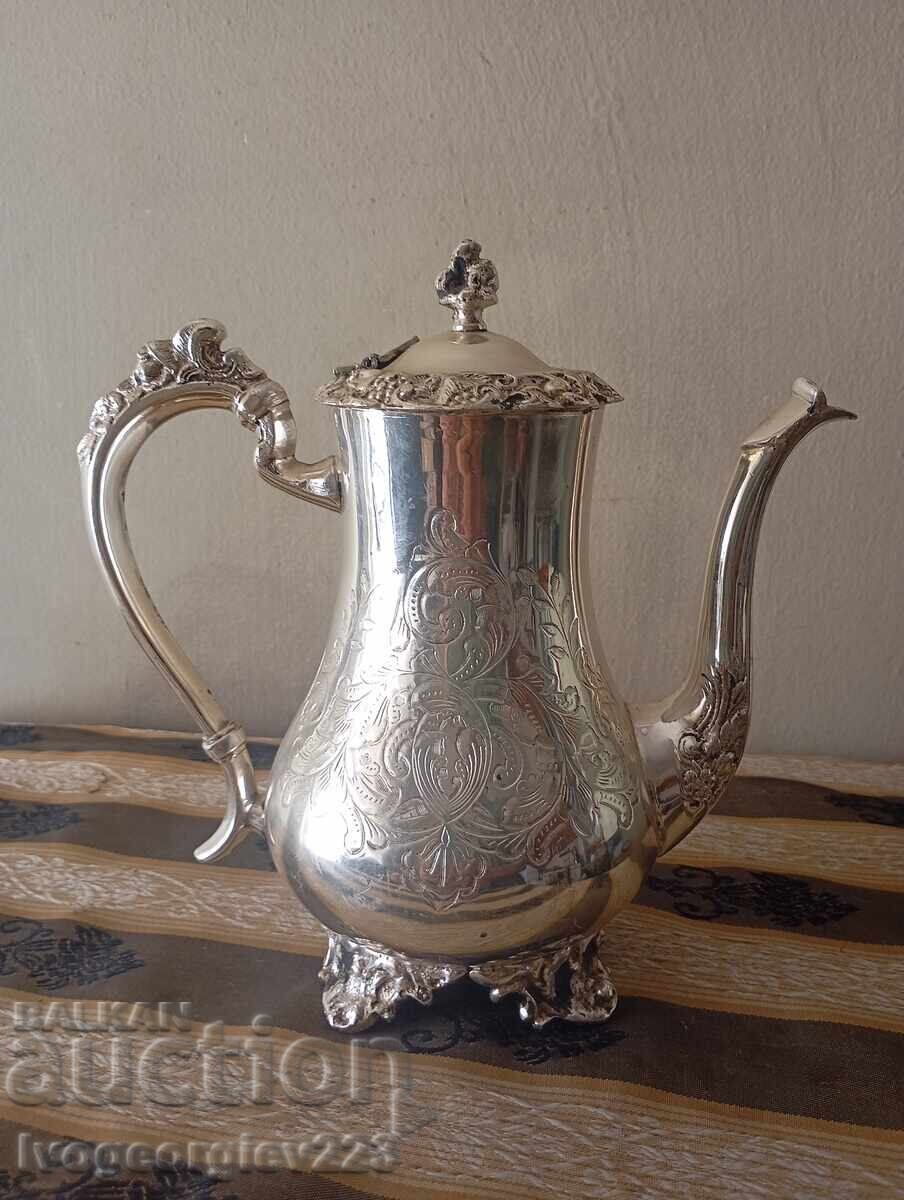 Ασημένιο μπρούτζινο τσαγιερό