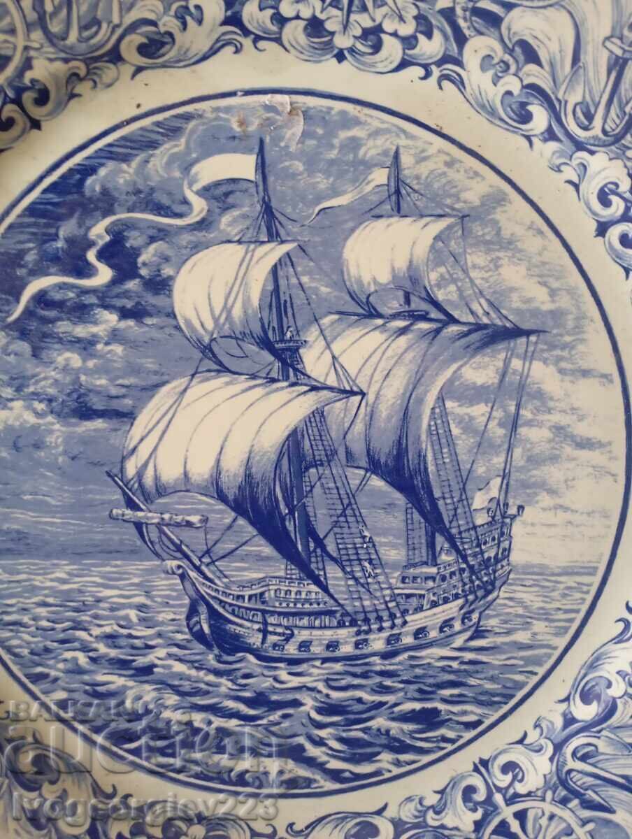 Διακοσμητικό πιάτο τοίχου μπλου ντελφ με τιμή 75.00 BGN | € 38.35