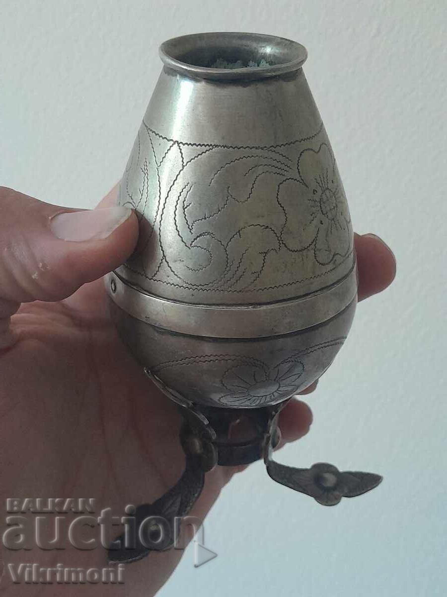 Vas vechi, vintage, gravat, mate, pentru gauchos, rar cu preț 75.00 BGN | € 38.35