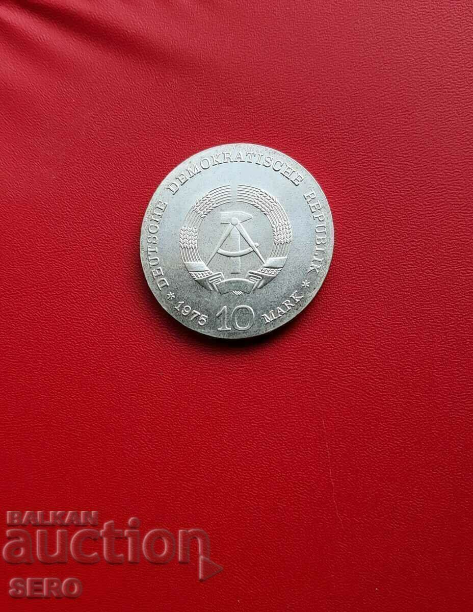 Germania-GDR-10 m.1975-Albert Schweitzer-Premiul Nobel 1952 cu preț 79.00 BGN | € 40.39 Germania-GDR-10 m.1975-Albert Schweitzer-Premiul Nobel 1952 cu preț 79.00 BGN | € 40.39