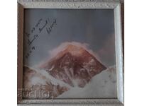 Fotografie cu Everest cu autograf de la unul dintre cuceritori din 1984