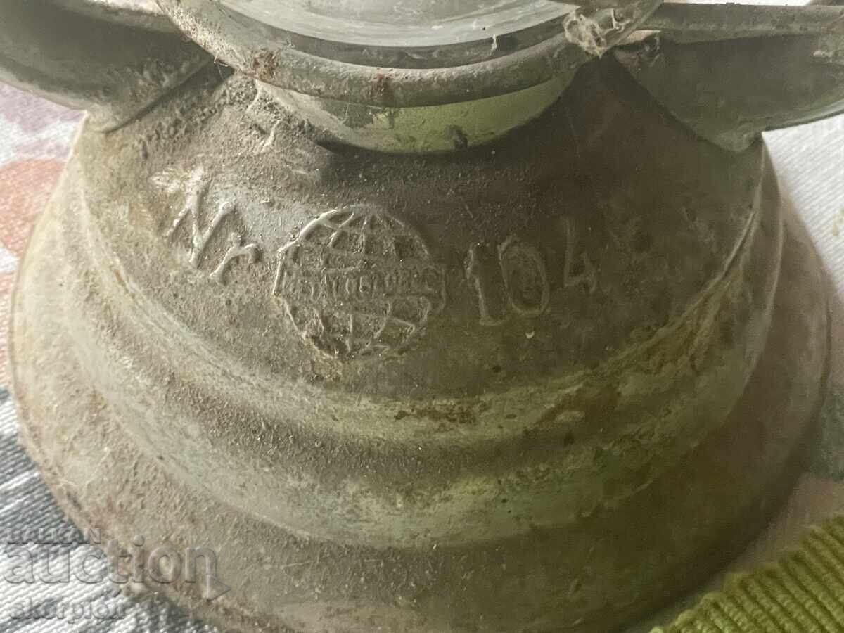 Auction  Old gas lantern