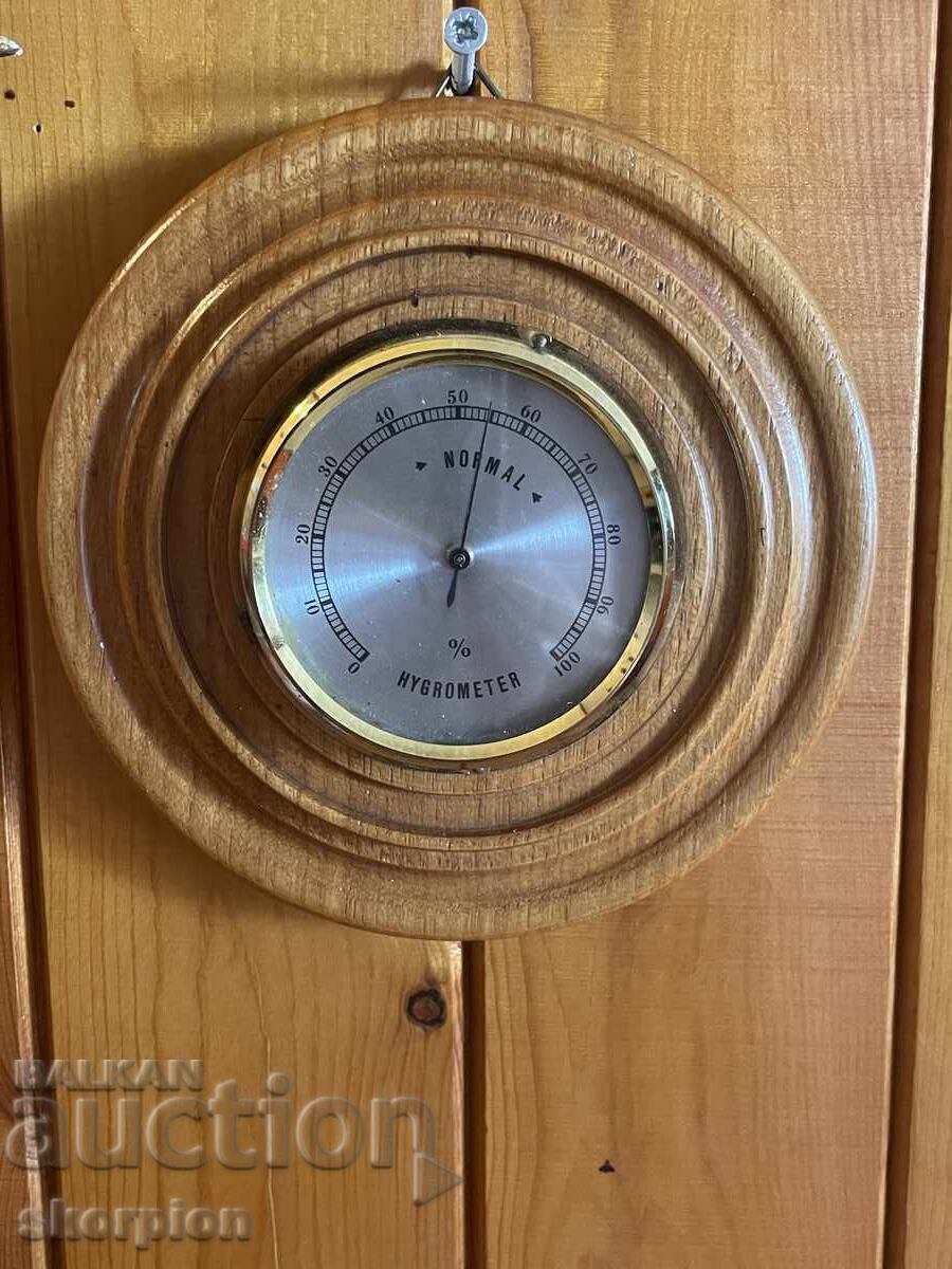 Livrarea Aparat vechi pentru măsurarea umidității