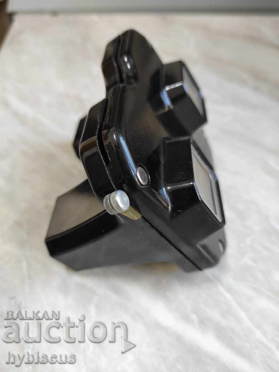 Delivery of Bakelite Sawyers View-Master with 3 discs