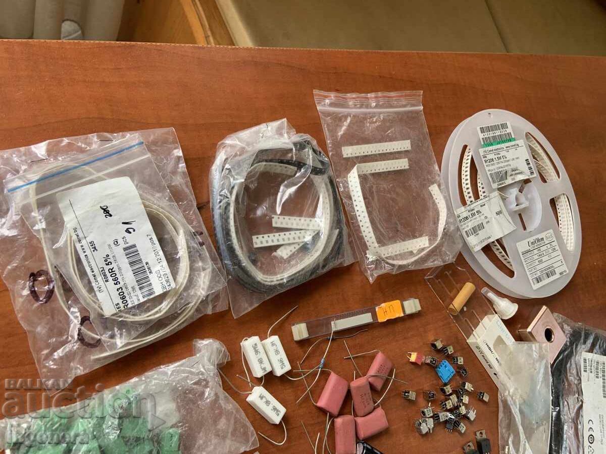 ELEMENTE ELECTRONICE - CRISTALE, REZISTENȚE, CONDENSATOARE ȘI ALTELE - 6 ELEMENTE ELECTRONICE - CRISTALE, REZISTENȚE, CONDENSATOARE ȘI ALTELE - 6