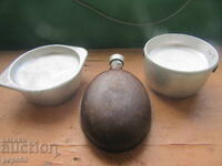 DOUĂ BOCALE DE MILITAR ȘI BIDON DE LA SOCI