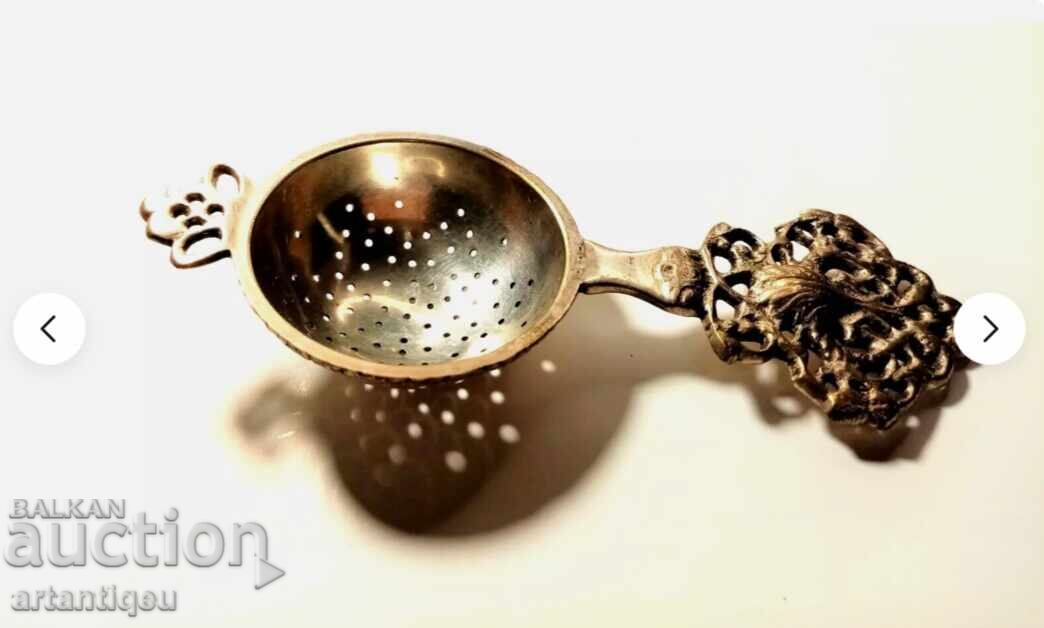 Αρχαίο μεταλλικό σουρωτήρι τελετουργίας από τις αρχές του 20ού αιώνα