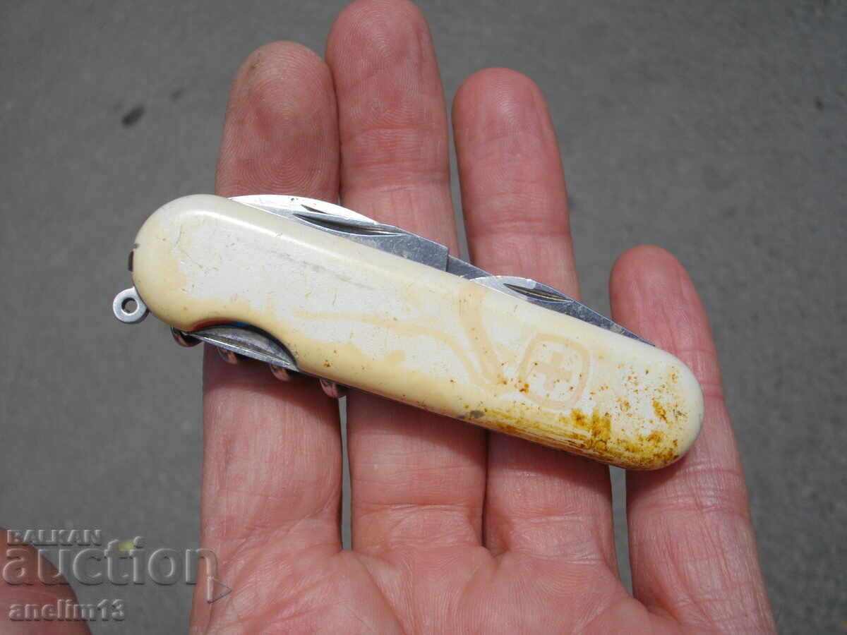 Collector's Pocket Knife WENGER DELEMONT - 6 Collector's Pocket Knife WENGER DELEMONT - 6