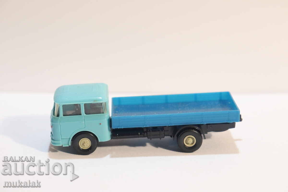 Delivery of PERMOT PREFO SKODA H0 1/87 MODEL TOY TRUCK TROLLEY