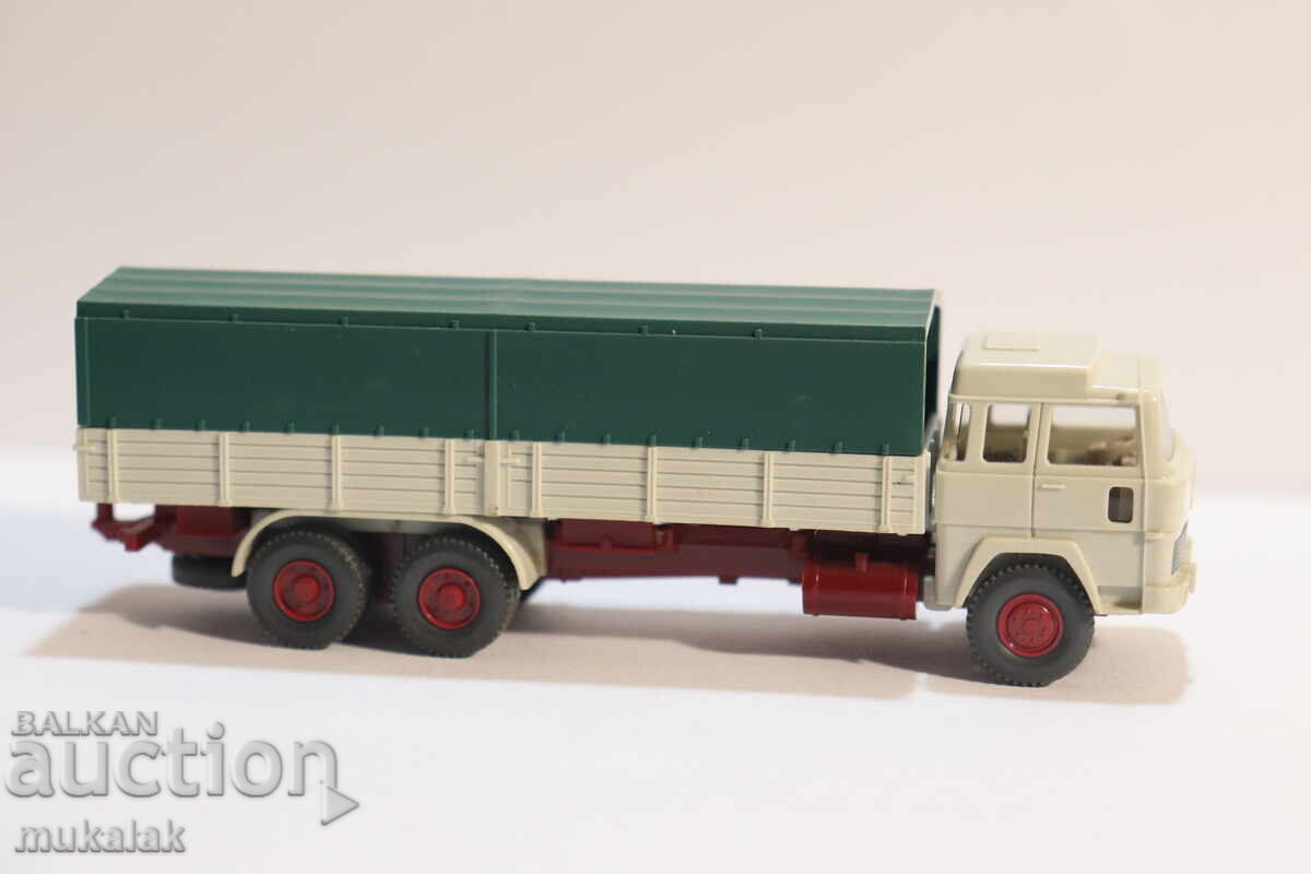 WIKING H0 1/87 MAGIRUS MODEL TOY TRUCK CAR with price 10.00 BGN | € 5.11