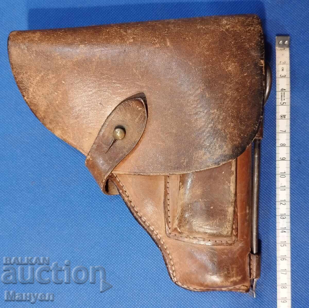Toc vechi de piele pentru "Mauser" cu preț 150.00 BGN | € 76.69