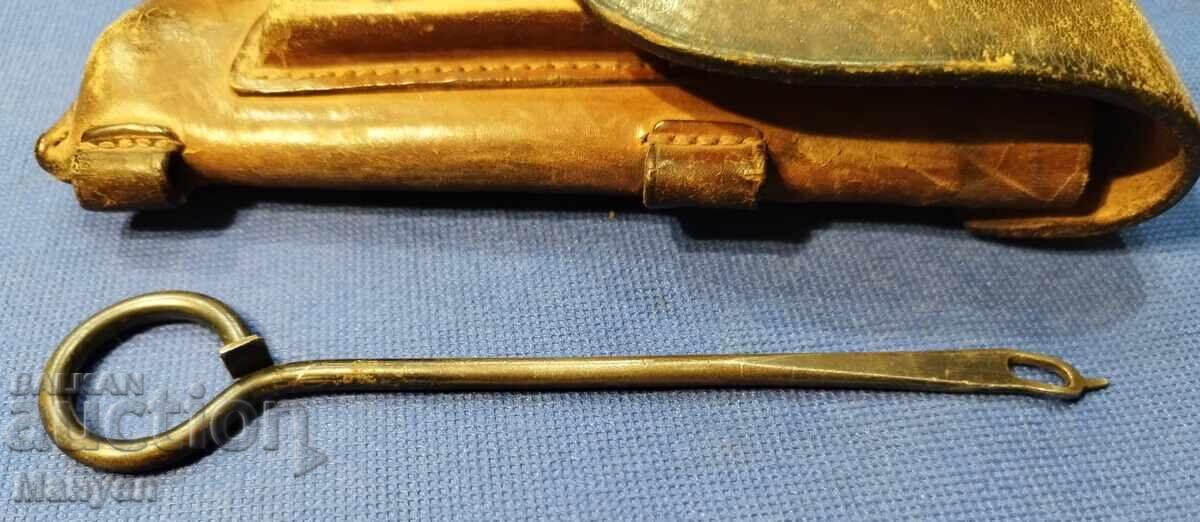 Livrarea Toc vechi de piele pentru "Mauser"