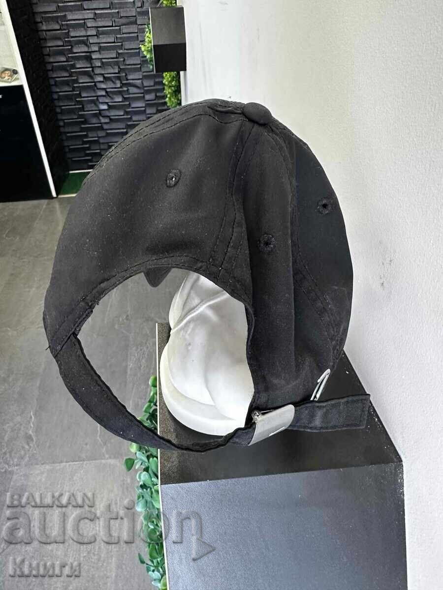 Livrarea Șapcă cu vizor Livrarea Șapcă cu vizor