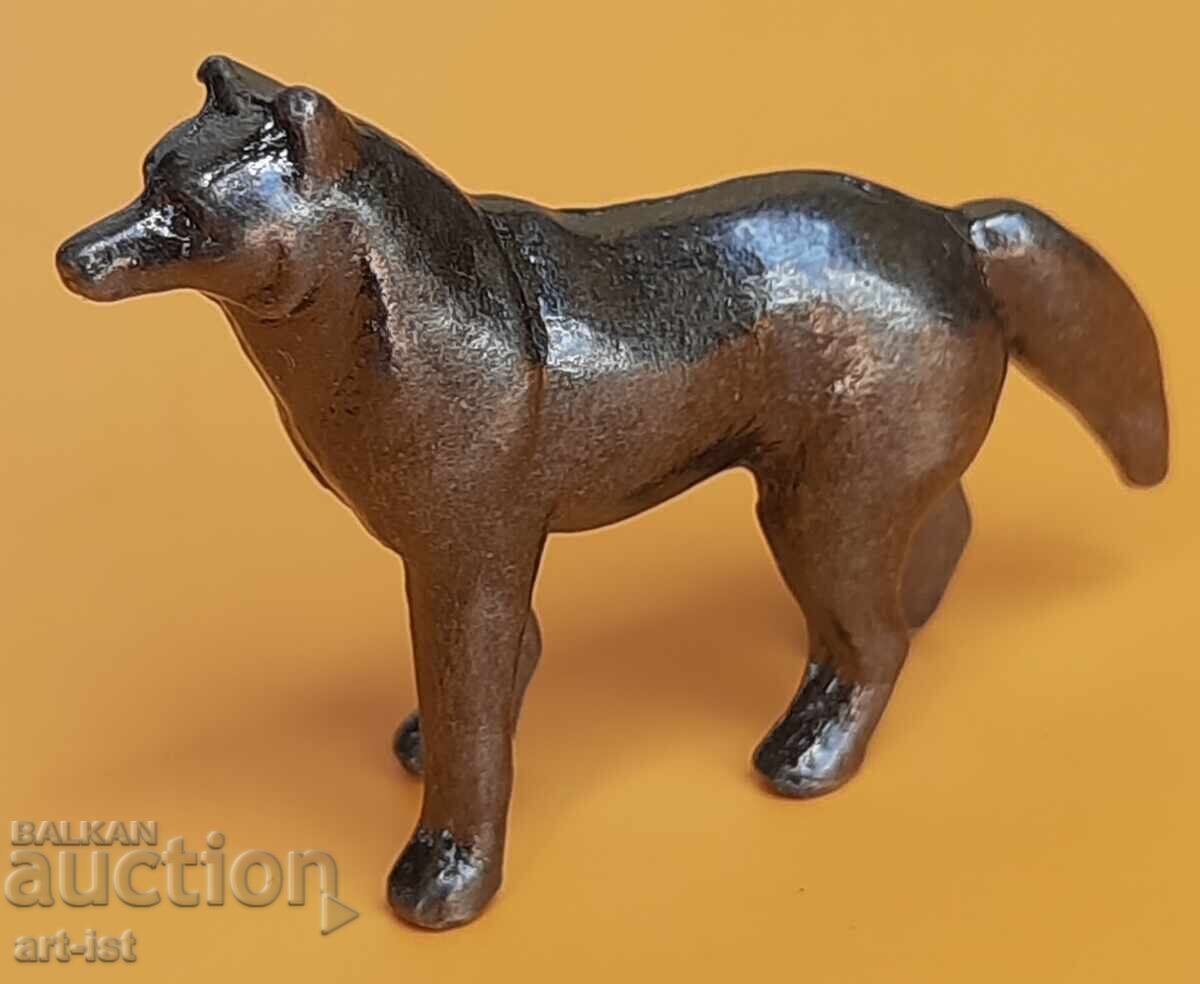 Metal miniature of a dog - 5 Metal miniature of a dog - 5