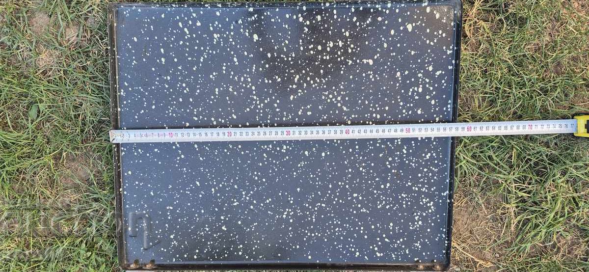 Δημοπρασία Φούρνος Ραχόβετς - Εμαγιέ καπάκι