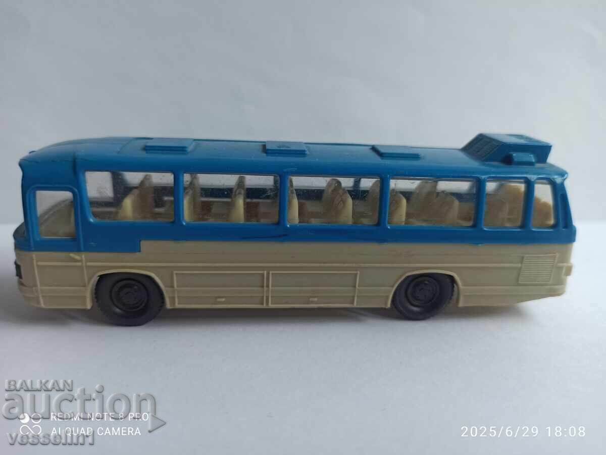 Auction  Old toy bus Mercedes 1/87 Greece HO scale